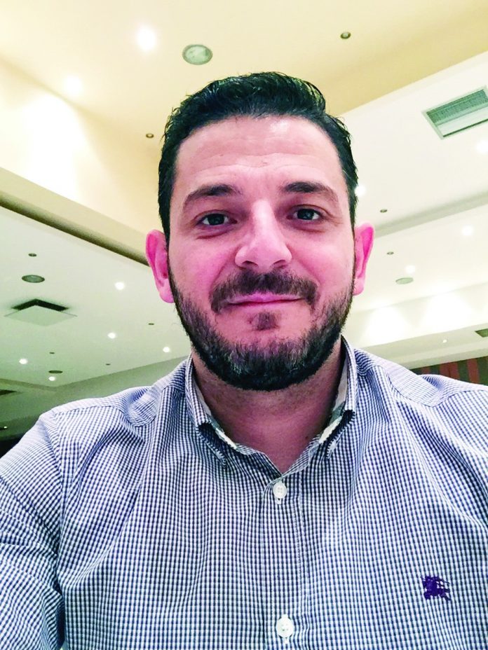 προφιλ
