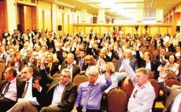 Στο έκτακτο συνέδριο της ΚΕΔΕ ο Μπαμπαλής