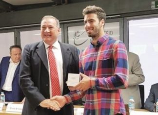 Μεγάλη τιμή η βράβευση του Γιάννη Αντωνίου από τη ΔΟΕ