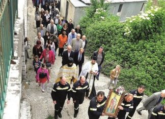 Με επισημότητα τίμησαν τον Αγ. Νικόλαο Μύρων της Λυκίας στη Βράχα
