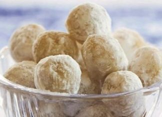 Αμυγδαλωτά Σπετσών