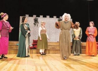 Κωμωδία σε 4 πράξεις για τη Θεατρική Ομάδα Καρπενησίου