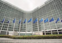 Ευρωπαϊκή Επιτροπή: Προσλήψεις & αποσπάσεις υπαλλήλων
