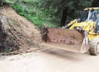 Μηχανήματα μίσθωσε η ΠΕ Ευρυτανίας για την αντιμετώπιση των καταστροφών από τις βροχοπτώσεις