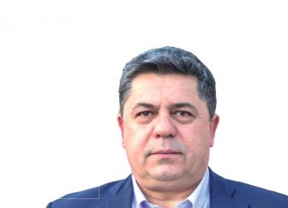 Έντονη αντίδραση Μπαμπαλή για την ανεξαρτητοποίηση Κολοκώτσιου.