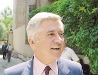Σαν σήμερα χάθηκε ο μαχητής της εθνικής συμφιλίωσης. 29 χρόνια από τη δολοφονία του Παύλου Μπακογιάννη .