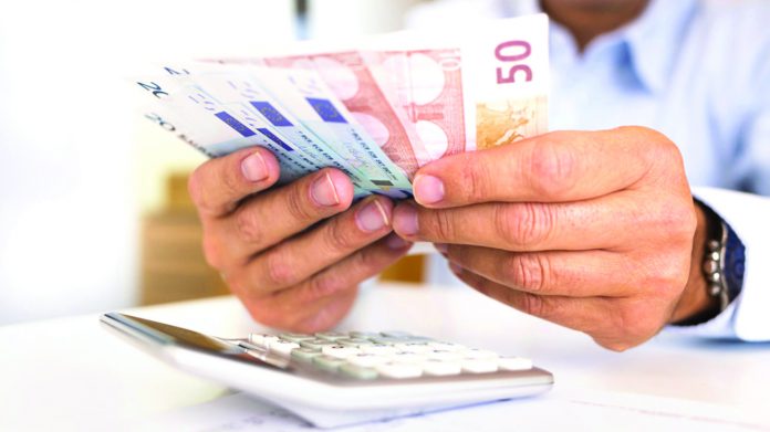 100 δόσεις για οφειλές σε δήμους