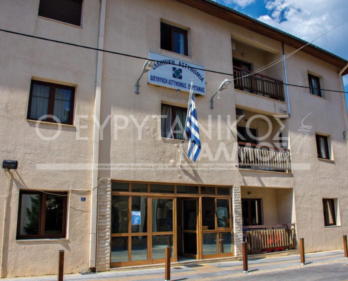 Παγωνουν οι προσληψεις αστυνομια