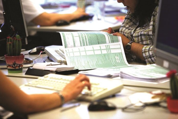 Ξεκινούν οι φορολογικές δηλώσεις