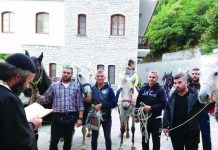 Από τη Ναύπακτο στον Προυσσό για Προσκύνημα με τα άλογα τους