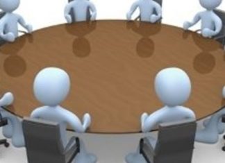 Παράσταση διαμαρτυρίας στο Δημοτικό Συμβούλιο Λαμιέων από κατοίκους του Κόμματος και της Παύλιανης