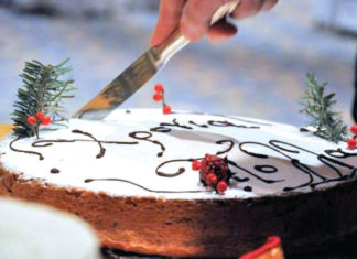 Κοπή πίτας Συλλόγου Απανταχού Προυσιωτών