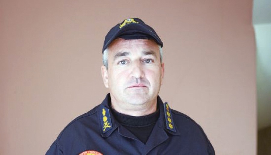 b61e92b5bd94477b5056917a080d4cab_XL