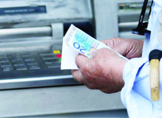 Έρχονται αυξήσεις στις συντάξεις μετά από 12 χρόνια «ανομβρίας»