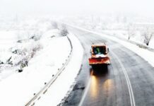 Η χώρα στο έλεος της κακοκαιρίας και των ”παπαγάλων”