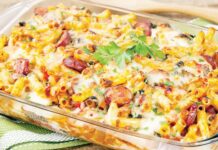 Πέννες με λουκάνικα και λαχανικά στο φούρνο