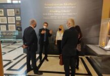 Επίσκεψη του Δήμου Καρπενησίου στην επετειακή εικαστική έκθεση της Βουλής των Ελλήνων