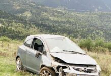 Εκτός πορείας ΙΧ αυτοκίνητο στο Καρπενήσι