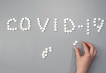 Ξεκινούν οι δοκιμές για το πρώτο εμβόλιο σε χάπι κατά του κορωνοϊού