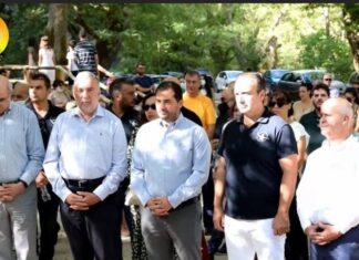 Ο Δήμαρχος Καρπενησίου στο εξωκλήσι της Παναγίας στη Μονοκαρυά Ιστιαίας σε ένδειξη αλληλεγγύης στους συνανθρώπους μας που δοκιμάστηκαν από τις καταστροφικές πυρκαγιές