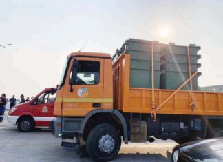 Κάδους απορριμμάτων έστειλε ο Δήμος Καρπενησίου στο Δήμο Μαντουδίου-Λίμνης-Αγίας Άννας μετά από αίτημά του