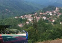 Ανά ‘βημα’ πριν τη δημιουργία σύγχρονου ανοιχτού γηπέδου μπάσκετ η Αγία Τριάδα.