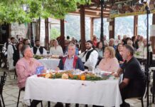 Η εκπομπή “Κυριακή στο χωριό ξανά” στο Προυσό Ευρυτανίας