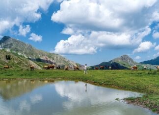 Άγραφα, ένας άλλος κόσμος