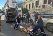 Σκηνές τρόμου στη Λαμία: Έκοψε τις φλέβες του στη μέση του δρόμου