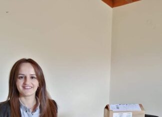 2 νέοι απινιδωτές δωρεά στο Δήμο Αγράφων