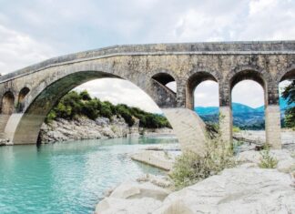 Σύνδεση με τη νέα Γέφυρα Τέμπλας: 700.000€ για παρεμβάσεις βελτίωσης οδικής ασφάλειας του επαρχιακού δικτύου Ασπροποτάμου