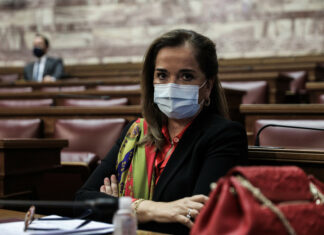 Ντόρα Μπακογιάννη: Διαγνώστηκε με καρκίνο – «Δεν θα λιποψυχήσουμε – Είμαι αποφασισμένη να νικήσω»