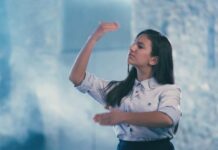 Για πρώτη φορά ο Εθνικός Ύμνος στην Ελληνική Νοηματική Γλώσσα (βίντεο)