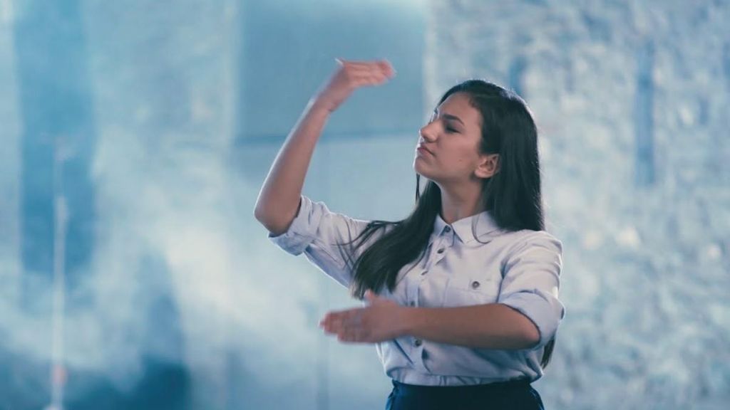 ethnikos_umnos_noimatiki