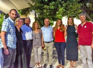 Τα εγκαίνια του σπιτιού φιλοξενίας Ευρυτάνων καρκινοπαθών εγκαινιάστηκε στο Καρέα Αττικής από το Σύλλογο Αγώνας Ζωής.