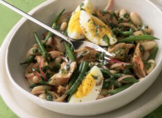 Τονοσαλάτα με φασολάκια