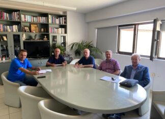 Απολογισμό του Συνεδρίου με εκπροσώπους της Ένωσης Ευρυτάνων Αμερικής έκαναν Σουλιώτης και Καρδαμπίκης