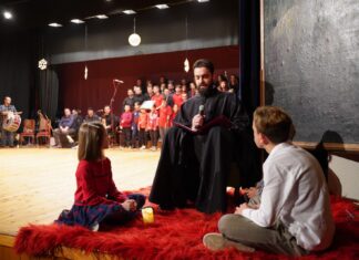 «Χριστός Γεννάται» με τη σύμπραξη Πολιτιστικού Συλλόγου και Μητρόπολης Καρπενησίου