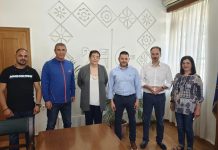 Συνέντευξη τύπου πραγματοποιήθηκε από φορείς της πόλης και τον δρομέα μεγάλων αποστάσεων κ. Σωτήρη Σωτηρίου