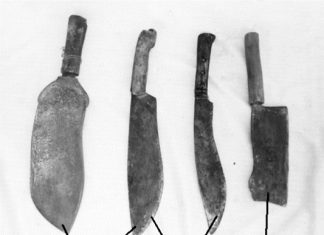 Τα χατζάρια