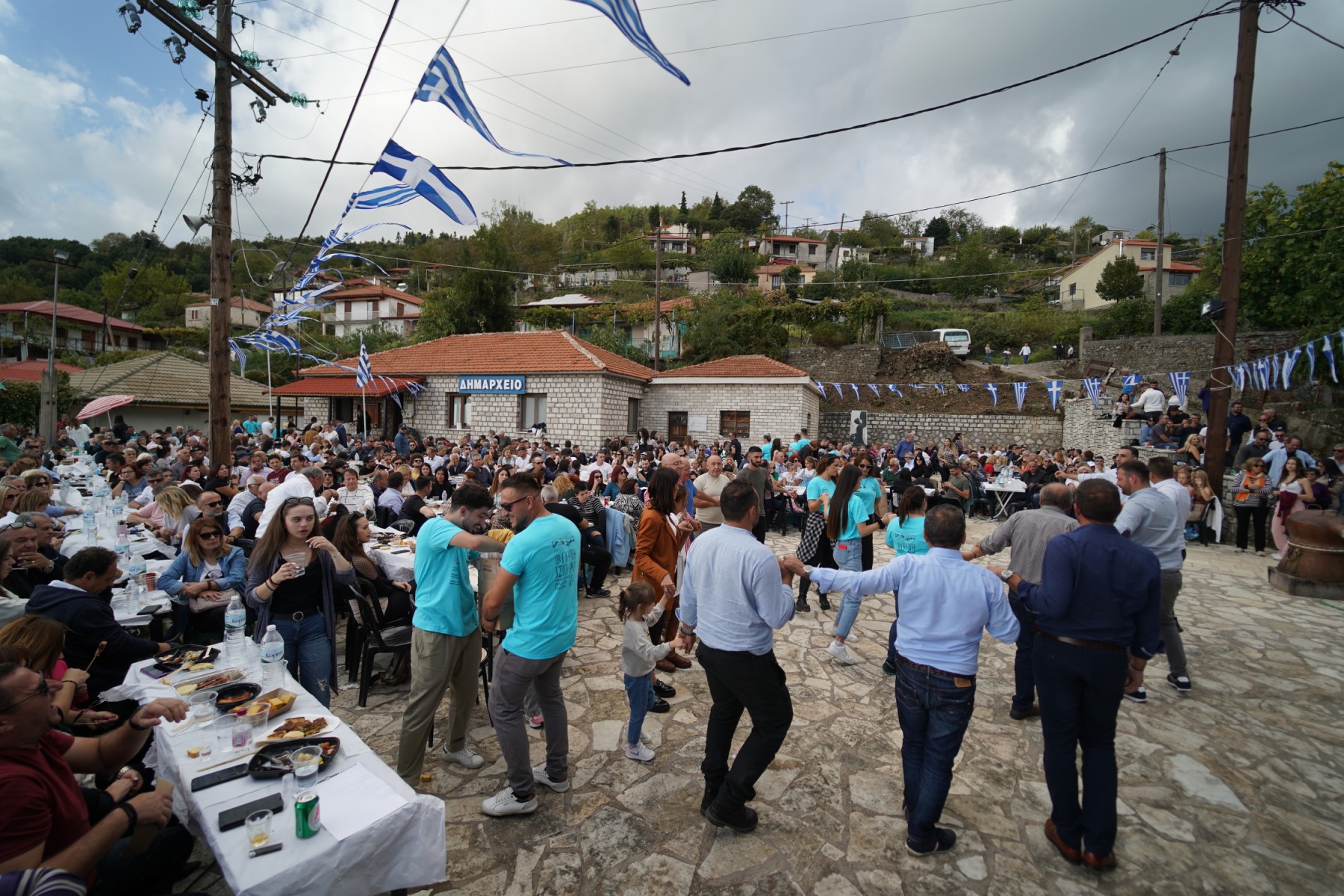 IMG-d4844da688e17829f103d3304d5fead1-V-1