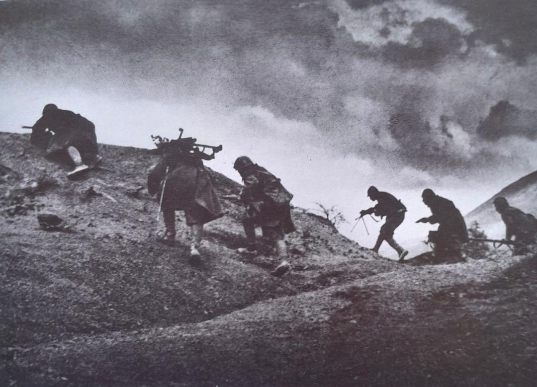 ΜΠΟΥΜΠΟΥΡΗΣ-1076