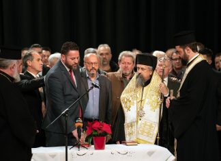 Ορκίστηκε ο νέος δήμαρχος Καρπενησίου, Χρήστος Κακαβάς.