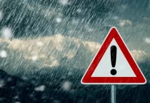 caution bad weather 600nw 198046421