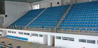 kolymvitirio karpenisi 05