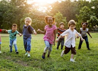 Επίδομα Παιδιού – Α21: Άνοιξε την Δευτέρα η πλατφόρμα για υποβολή αιτήσεων experience min