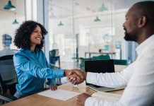 featureimage hiring an hr manager