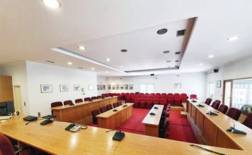 Σήμερα στην Ειδική Συνεδρίαση Δημοτικού Συμβουλίου Καρπενησίου η έγκριση οικον. Έτους 2023 dimotikο simvoulio
