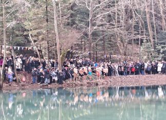 Θεοφάνεια 2025 : με βουτιά στα παγωμένα νερά λιμνών και ποταμών ο Καθαγιασμός των Υδάτων σε Άγραφα & Καρπενήσι 6