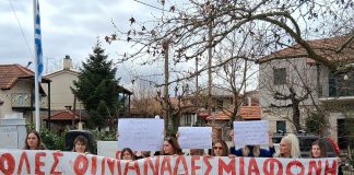 5df2fe5c f04e 4573 84fb fb7a4b1c962c